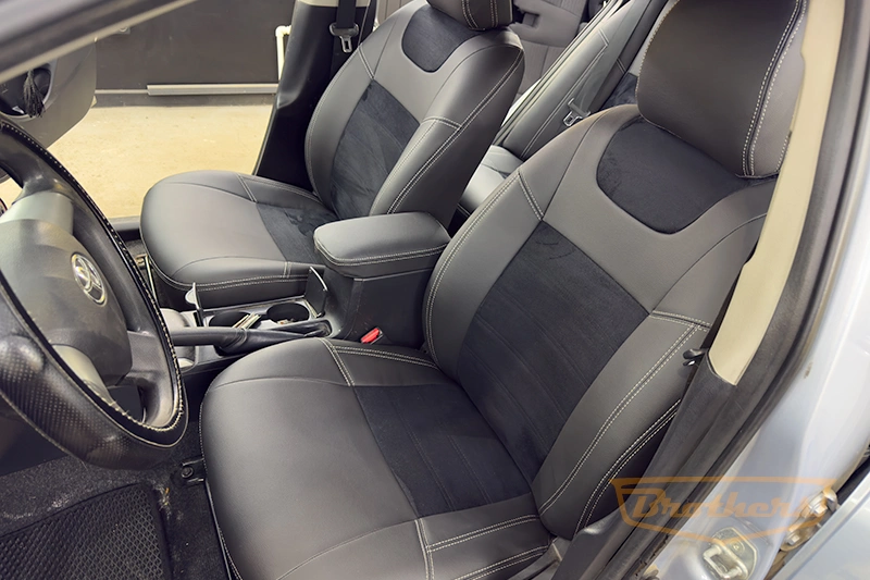 Авточехлы на Toyota Corolla (E140/E150), серии "Premium Plus" - серая строчка