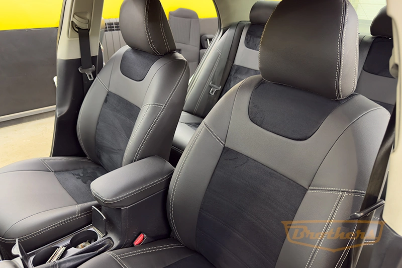 Авточехлы на Toyota Corolla (E140/E150), серии "Premium Plus" - серая строчка