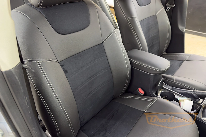 Авточехлы на Toyota Corolla (E140/E150), серии "Premium Plus" - серая строчка