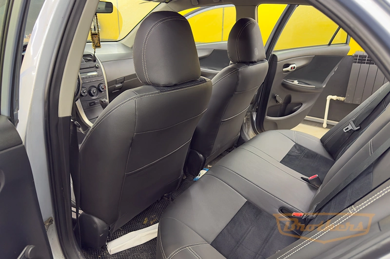 Авточехлы на Toyota Corolla (E140/E150), серии "Premium Plus" - серая строчка