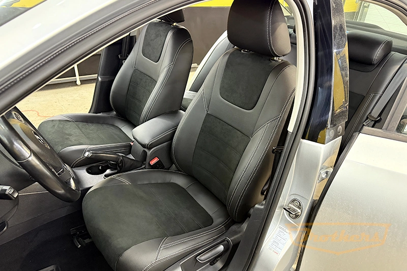 Чехлы на Volkswagen Jetta 6, (Comfort Line) серии "Alcantara Full" - серая строчка