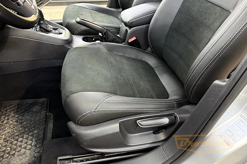 Чехлы на Volkswagen Jetta 6, (Comfort Line) серии "Alcantara Full" - серая строчка