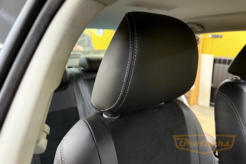 Чехлы на Volkswagen Jetta 6, (Comfort Line) серии "Alcantara Full" - серая строчка