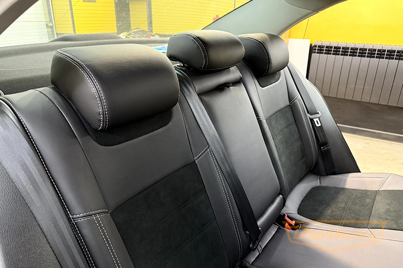 Чехлы на Volkswagen Jetta 6, (Comfort Line) серии "Alcantara Full" - серая строчка