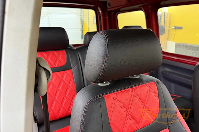 Чехлы из экокожи для Volkswagen Caddy 3 (2004 - 2010) серии "Premium" - красная строчка, красные вставки, ромбы