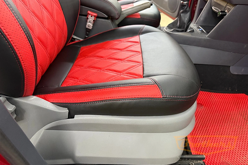 Чехлы из экокожи для Volkswagen Caddy 3 (2004 - 2010) серии "Premium" - красная строчка, красные вставки, ромбы