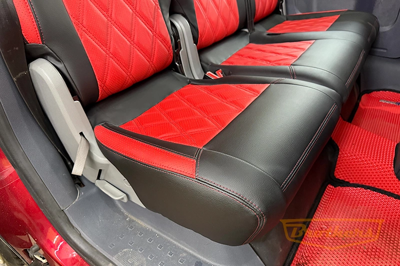 Чехлы из экокожи для Volkswagen Caddy 3 (2004 - 2010) серии "Premium" - красная строчка, красные вставки, ромбы