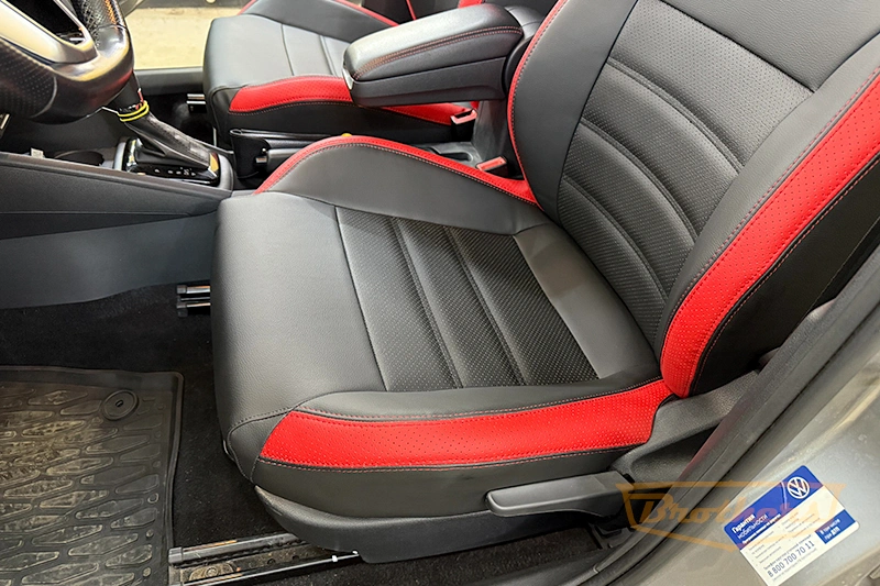 Чехлы для Volkswagen Polo VI, лифтбек, серии "Premium" - красная строчка, красные вставки