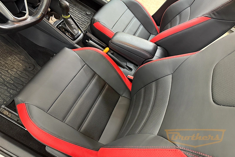 Чехлы для Volkswagen Polo VI, лифтбек, серии "Premium" - красная строчка, красные вставки