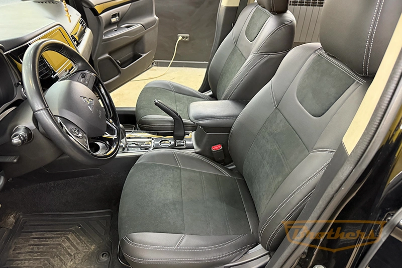 Авточехлы на Мицубиси Аутлэндер 3 (рестайлинг), серии "Alcantara Full" - серая строчка