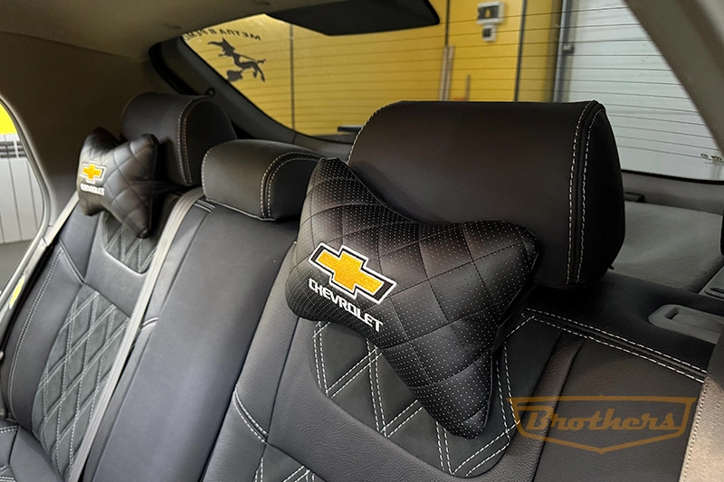 Автомобильные чехлы на сиденья Chevrolet Lacetti (с алькантарой), серии "Aurora" - серая строчка, ромбы