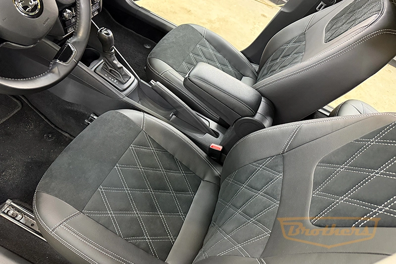 Чехлы на Skoda Rapid, серии "Alcantara" - серая строчка, продление передних сидений, ромбы
