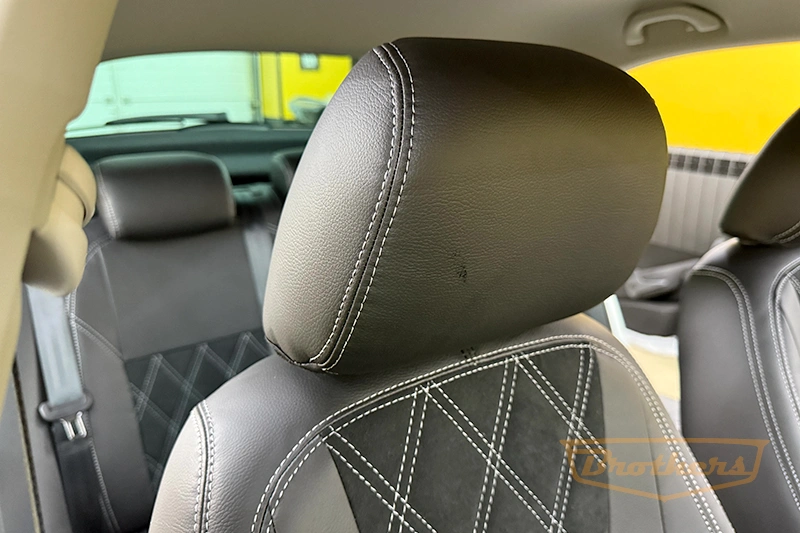 Чехлы на Skoda Rapid, серии "Alcantara" - серая строчка, продление передних сидений, ромбы