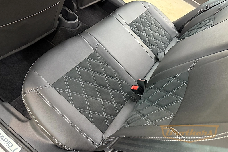 Чехлы на Skoda Rapid, серии "Alcantara" - серая строчка, продление передних сидений, ромбы