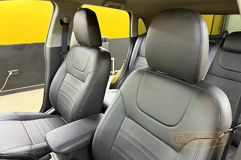 Чехлы на Mitsubishi ASX, серии "Premium" - черная строчка