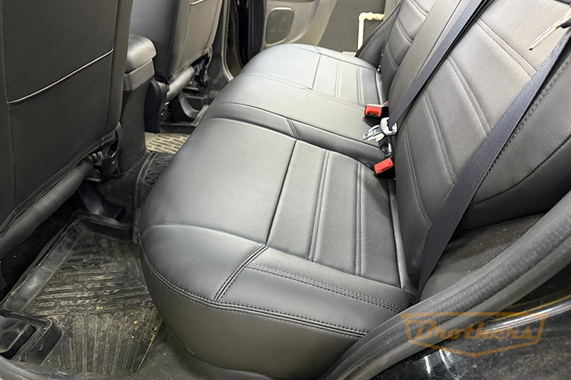 Чехлы на Mitsubishi ASX, серии "Premium" - черная строчка