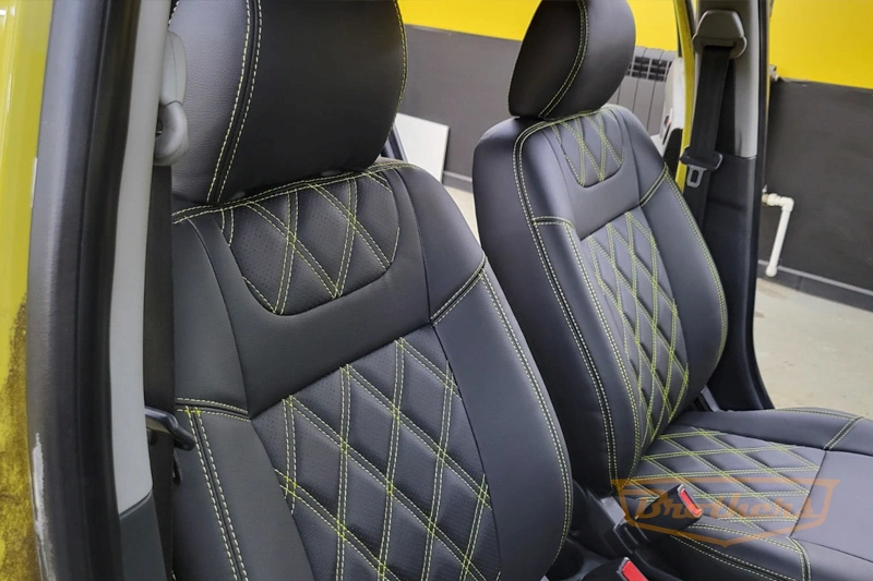 Авточехлы на Hyundai Getz, серии "Premium" (задний диван цельный) - желтая строчка, ромбы