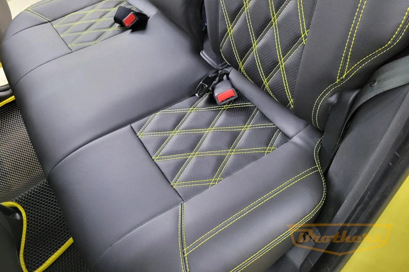 Авточехлы на Hyundai Getz, серии "Premium" (задний диван цельный) - желтая строчка, ромбы