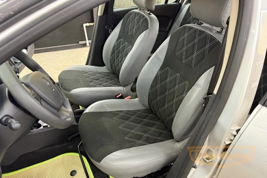 Авточехлы для Renault Sandero 2 серии "Alcantara" - серая эко-кожа, серая строчка, ромбы, продление алькантары