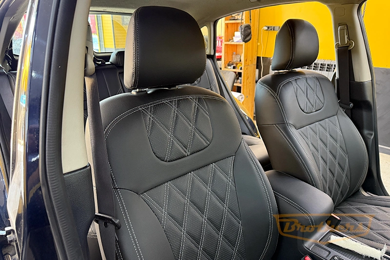 Чехлы для Subaru Impreza 4, 2014 - 2016 серии "Premium" - серая строчка, ромбы Чехлы для Subaru Impreza 4, 2014 - 2016 серии "Premium" - серая строчка, ромбы