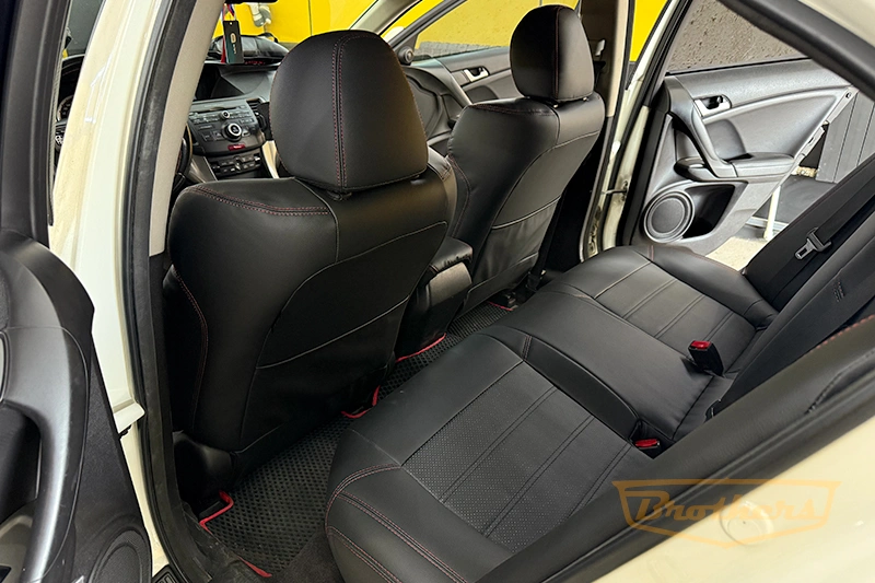 Авточехлы для Honda Accord (Хонда Аккорд) 8, серии "Premium" - красная строчка