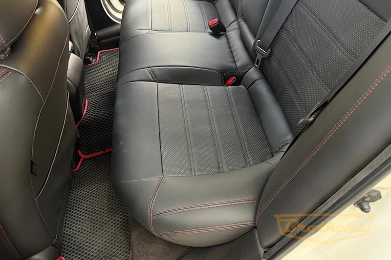 Авточехлы для Honda Accord (Хонда Аккорд) 8, серии "Premium" - красная строчка