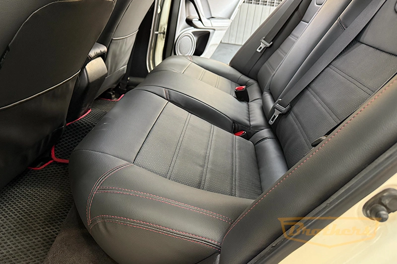 Авточехлы для Honda Accord (Хонда Аккорд) 8, серии "Premium" - красная строчка