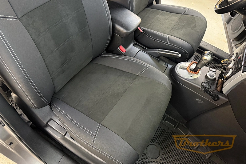 Чехлы для Nissan X-Trail T31, серии "Aurora" - серая строчка, вставка Alcantara с продлением переднего ряда сидений Чехлы для Nissan X-Trail T31, серии "Aurora" - серая строчка, вставка Alcantara с продлением переднего ряда сидений