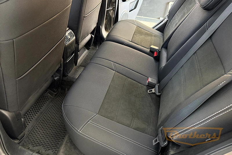 Чехлы для Nissan X-Trail T31, серии "Aurora" - серая строчка, вставка Alcantara с продлением переднего ряда сидений Чехлы для Nissan X-Trail T31, серии "Aurora" - серая строчка, вставка Alcantara с продлением переднего ряда сидений