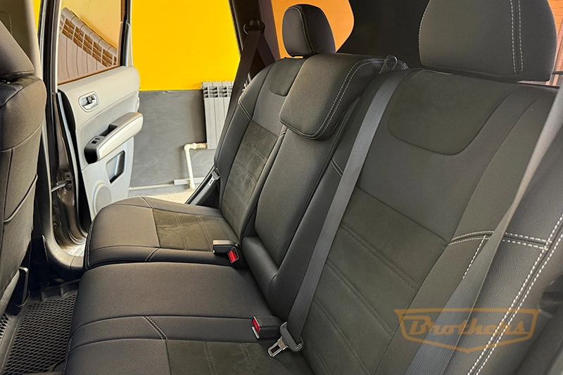 Чехлы для Nissan X-Trail T31, серии "Aurora" - серая строчка, вставка Alcantara с продлением переднего ряда сидений Чехлы для Nissan X-Trail T31, серии "Aurora" - серая строчка, вставка Alcantara с продлением переднего ряда сидений