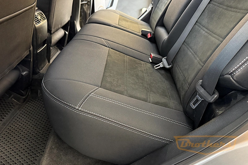 Чехлы для Nissan X-Trail T31, серии "Aurora" - серая строчка, вставка Alcantara с продлением переднего ряда сидений Чехлы для Nissan X-Trail T31, серии "Aurora" - серая строчка, вставка Alcantara с продлением переднего ряда сидений