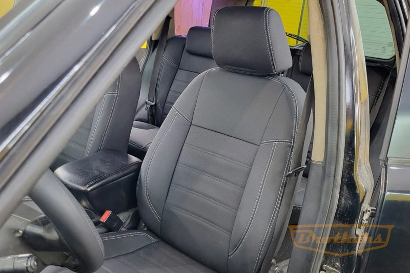 Чехлы для сидений Land Rover Free Lander 2 серии "Aurora" - серая строчка