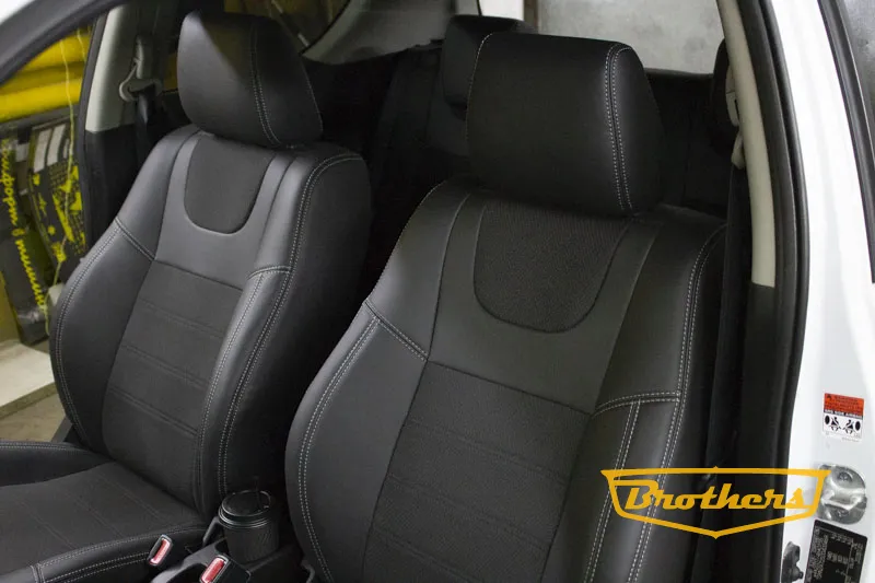 Чехлы на Suzuki Swift, серии "Textile" - серая строчка