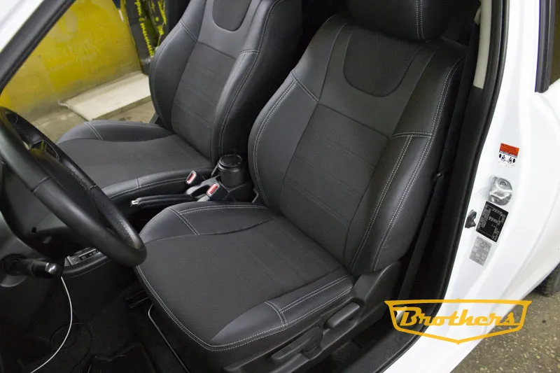 Чехлы на Suzuki Swift, серии "Textile" - серая строчка