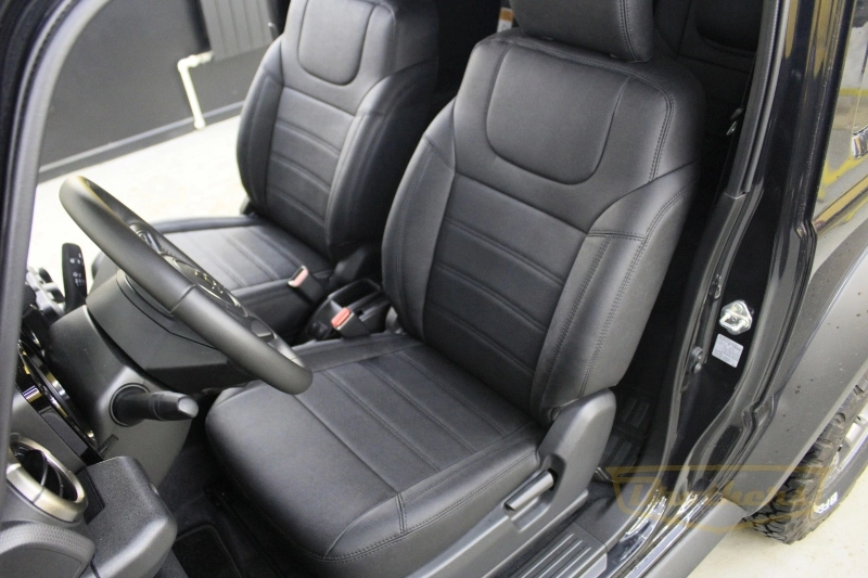 Авточехлы на Suzuki Jimny (5 дверей) серии "Aurora" - черная строчка