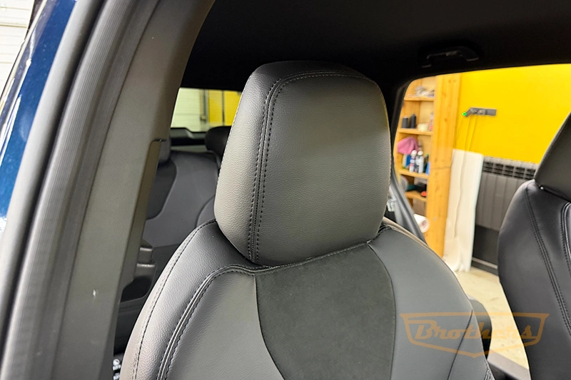 Чехлы для сидений Haval F7 II серии "Alcantara full" - черная строчка