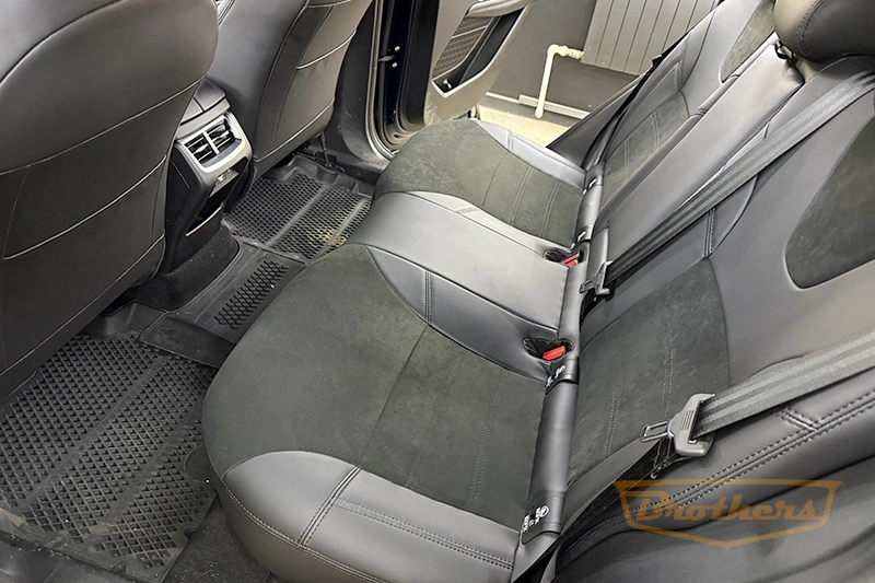 Чехлы для сидений Haval F7 II серии "Alcantara full" - черная строчка