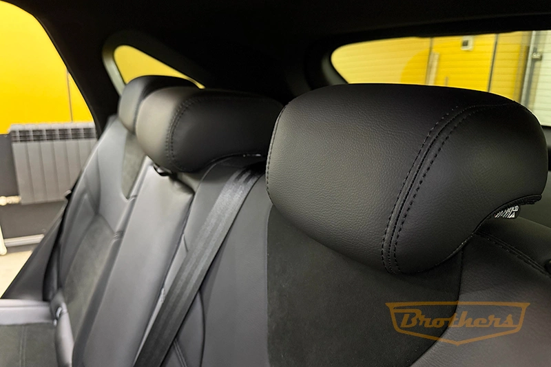 Чехлы для сидений Haval F7 II серии "Alcantara full" - черная строчка