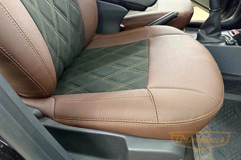 Чехлы для Lada Largus 1 рестайлинг, серии "Aurora" (цвет шоколад), алькантара - коричневая строчка, ромбы