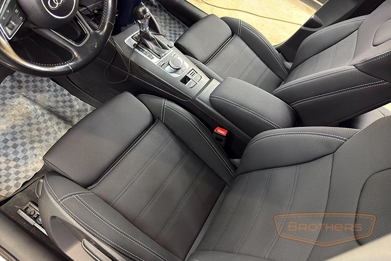 Чехлы на сиденья Audi A3 III 8V (Sport) - серии "Aurora" - серая строчка