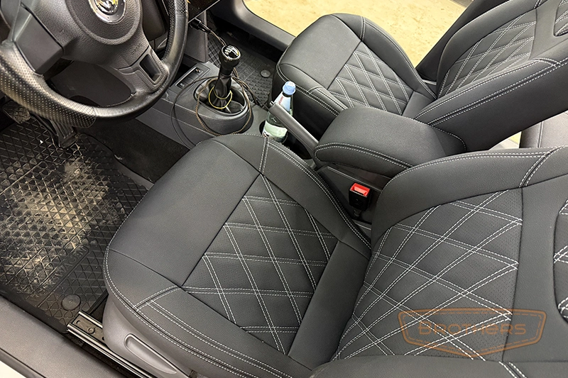 Чехлы для Volkswagen Caddy 3 (2004 - 2010) серии "Aurora" - серая строчка, ромбы Чехлы для Volkswagen Caddy 3 (2004 - 2010) серии "Aurora" - серая строчка, ромбы