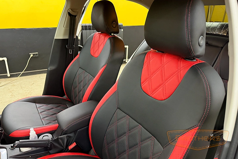 Чехлы на Skoda Octavia A7, серии "Premium" - красная строчка, красные вставки, ромбы Чехлы на Skoda Octavia A7, серии "Premium" - красная строчка, красные вставки, ромбы