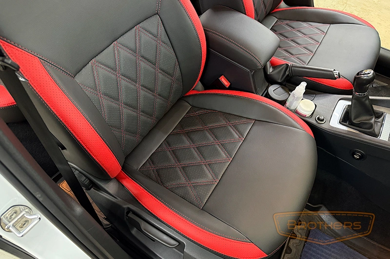 Чехлы на Skoda Octavia A7, серии "Premium" - красная строчка, красные вставки, ромбы Чехлы на Skoda Octavia A7, серии "Premium" - красная строчка, красные вставки, ромбы