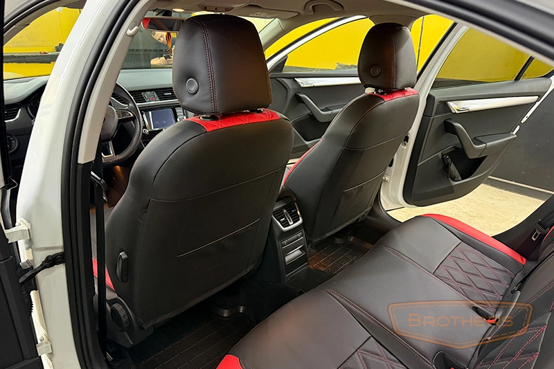 Чехлы на Skoda Octavia A7, серии "Premium" - красная строчка, красные вставки, ромбы Чехлы на Skoda Octavia A7, серии "Premium" - красная строчка, красные вставки, ромбы