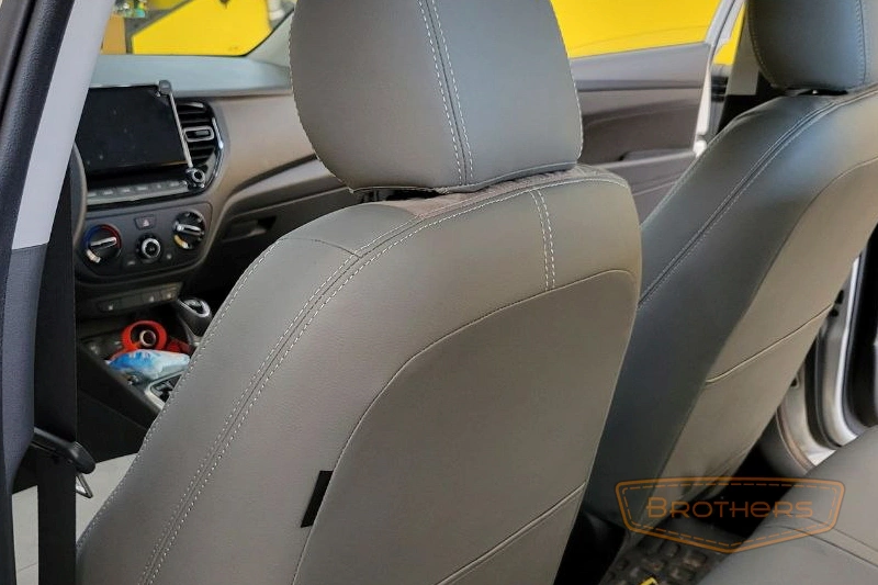 Чехлы на Hyundai Solaris 2, серии "Premium Plus" - серая строчка, серая эко-кожа, продление передних сидений Чехлы на Hyundai Solaris 2, серии "Premium Plus" - серая строчка, серая эко-кожа, продление передних сидений