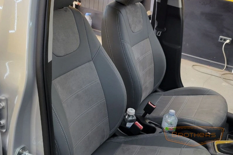 Чехлы на Hyundai Solaris 2, серии "Premium Plus" - серая строчка, серая эко-кожа, продление передних сидений Чехлы на Hyundai Solaris 2, серии "Premium Plus" - серая строчка, серая эко-кожа, продление передних сидений