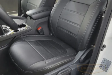 Чехлы на сиденья Haval M6 II (рестайлинг) серии "Premium" - серая строчка