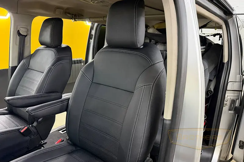 Чехлы на Citroen Space Tourer (5 мест) серии "Aurora" - серая строчка Чехлы на Citroen Space Tourer (5 мест) серии "Aurora" - серая строчка