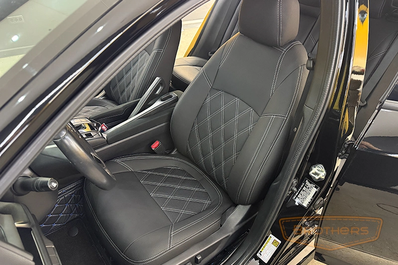 Чехлы на сиденья Honda Civic 10 Premium - серая строчка, ромбы Чехлы на сиденья Honda Civic 10 Premium - серая строчка, ромбы