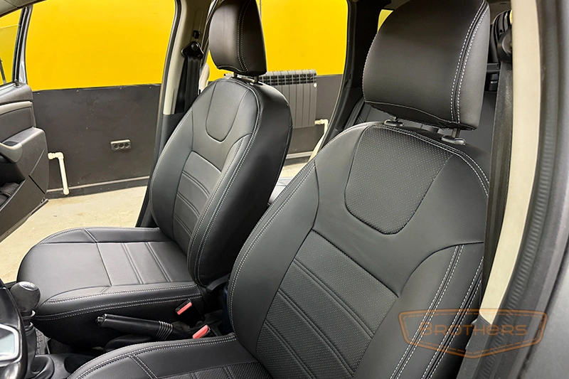 Авточехлы на автомобиль Renault Duster (Рено Дастер), серии "Premium" - серая строчка, оригинал из экокожи Авточехлы на автомобиль Renault Duster (Рено Дастер), серии "Premium" - серая строчка, оригинал из экокожи